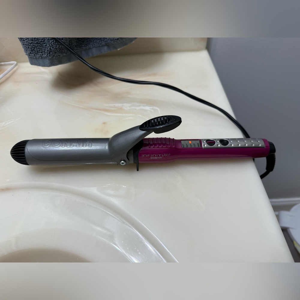 Conair InfinitiPRO Curling Iron